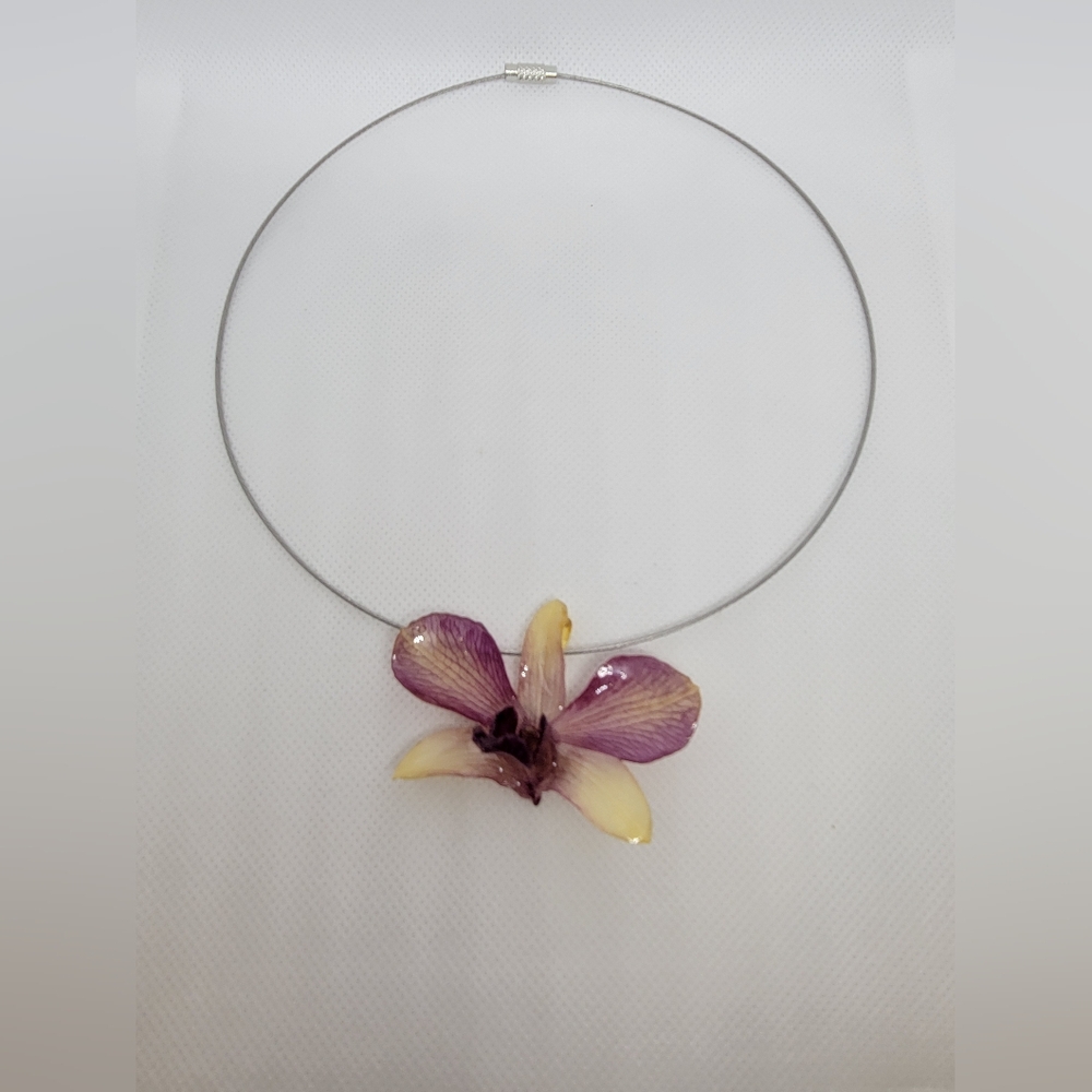 Elegant Silver Choker with Purple Orchid Pendant